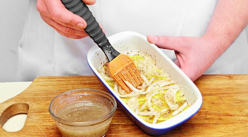 Фото приготовления рецепта: Постная картофельная запеканка, шаг №4