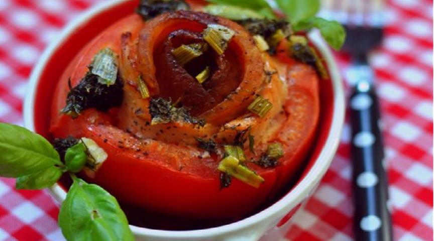 Лосось, запеченный в томатах по-зандвоортски