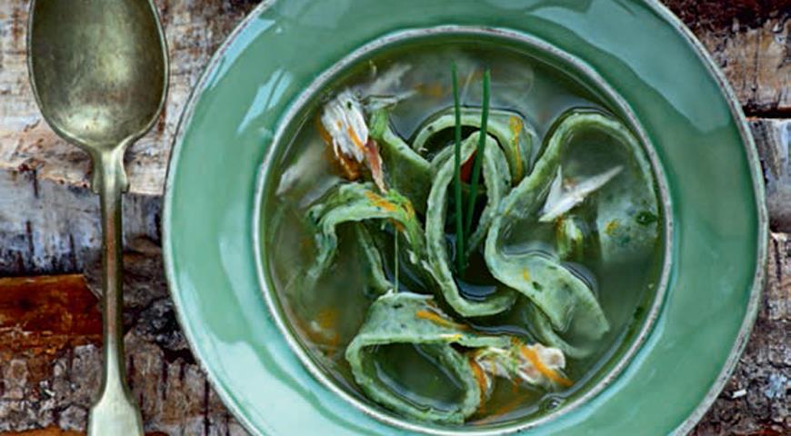 Рецепт Суп-лапша из цесарки с зелеными паппарделле
