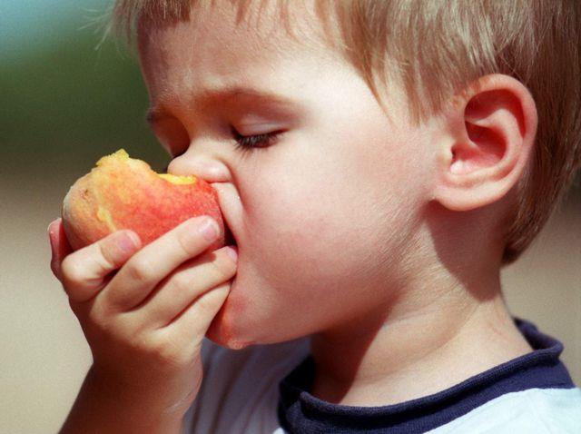 От детского питания может быть аллергия