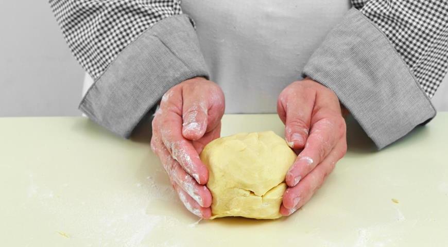 Фото приготовления рецепта: Персиковый пирог с перцем, шаг №3