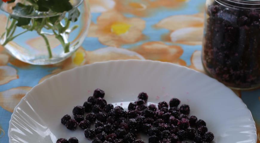 Рецепт Цукаты из черноплодной рябины