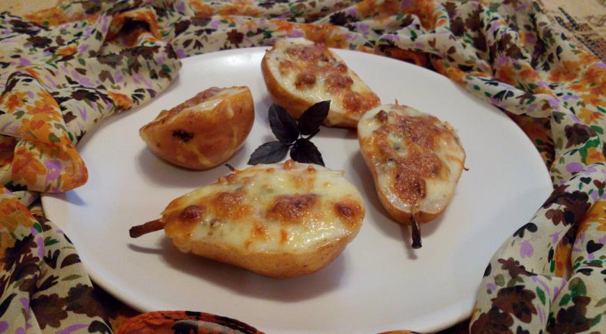 Рецепт Груши, запеченные с гаудой, грецким орехом и медом