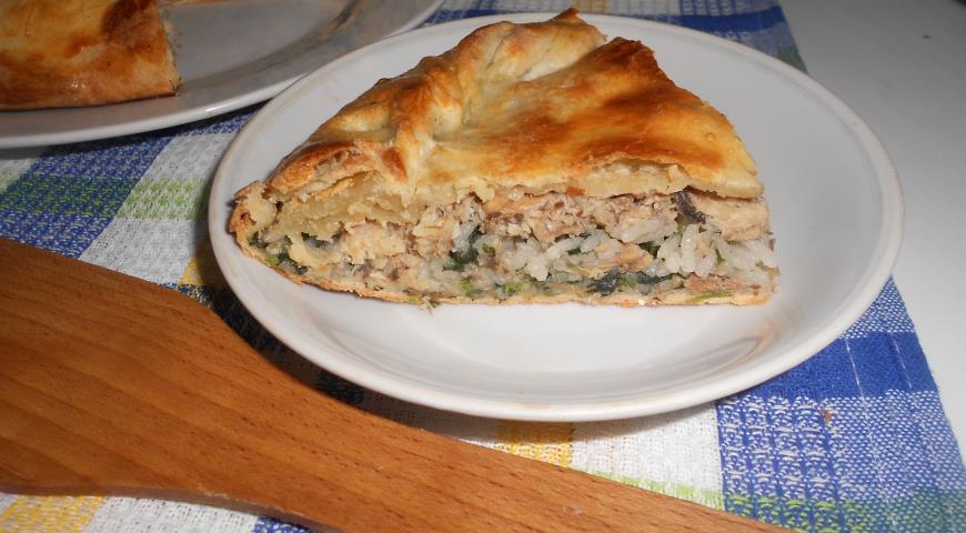 Готовим пирог с рисом, сардинами и крапивой