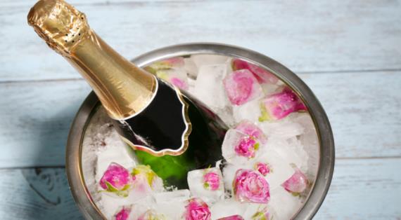 О новогоднем шампанском рассказывает амбассадор дома шампанского 