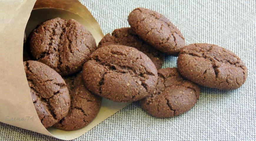 Шоколадно-кофейное овсяное печенье подаем к столу