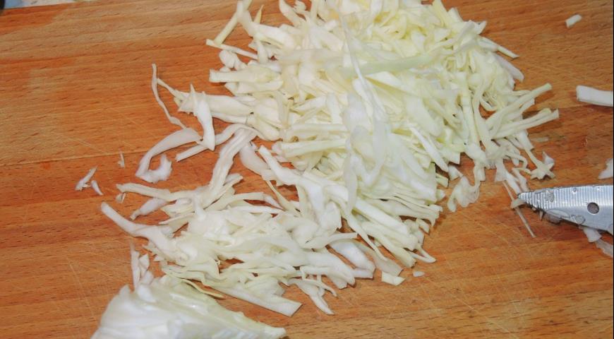 Нашинковать капусту для салата