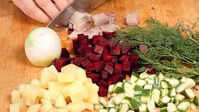 Фото приготовления рецепта: Шведский салат с сельдью, шаг №1