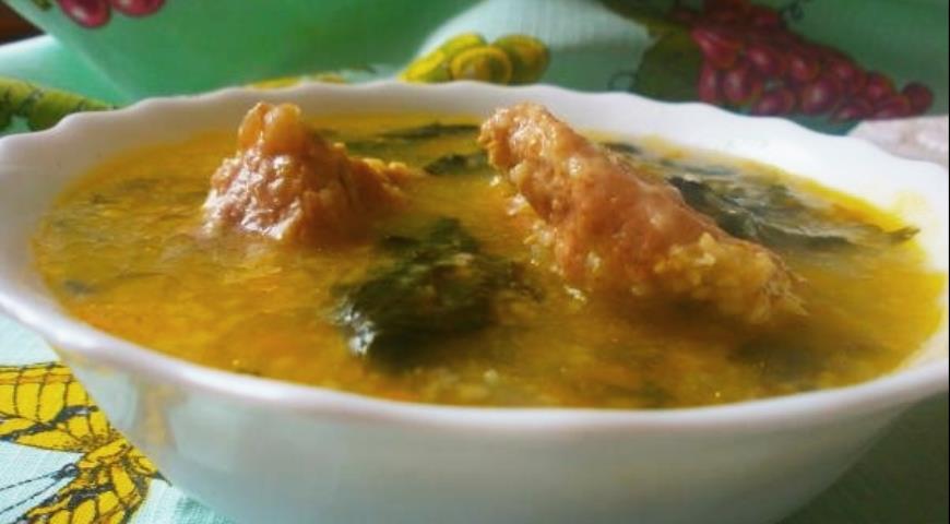 Рецепт Суп из свиных ребрышек с кускусом и шпинатом