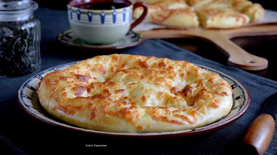 Хачапури по-мегрельски с сыром в духовке