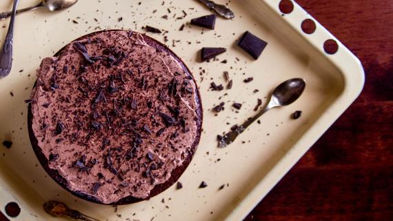Шоколадно-кокосовый торт за 30 минут