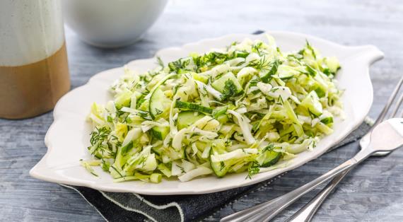 Лучшие рецепты свежего салата из капусты: идеи и советы