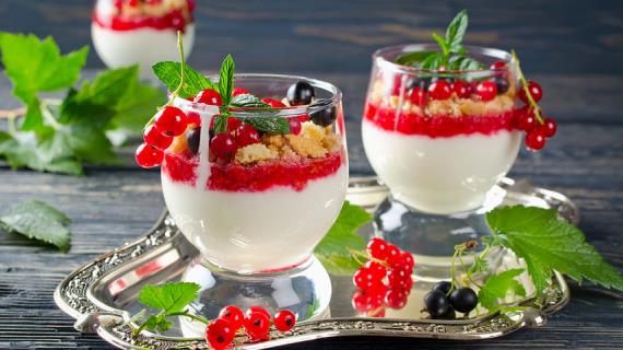 Десерты из творога с ягодами