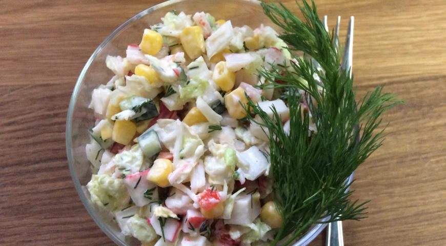 Готовим нежный крабовый салат 