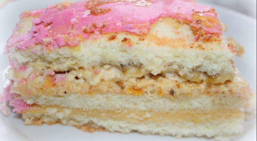 Пошаговый рецепт торта с двумя кремами и меренгой