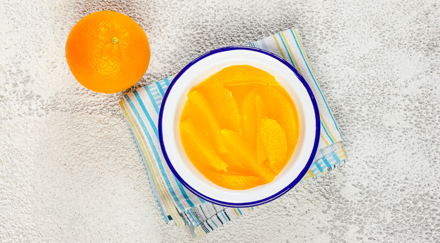 Фото приготовления рецепта: Салат с креветками и апельсином, шаг №1