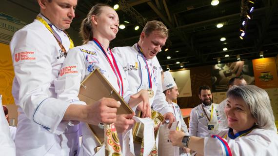 Команда шеф-поваров из Владимира стала лучшей на IV кулинарном чемпионате Chef a la Russe