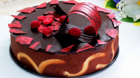 Шоколадно-малиновый торт "Рив Гош"