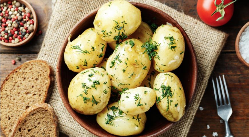 В какой одежде варят картофель. Как сварить картошку вкусно: рецепты. Ингредиенты и посуда