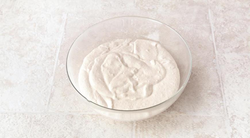 Фото приготовления рецепта: Миндальное печенье без муки, шаг №4