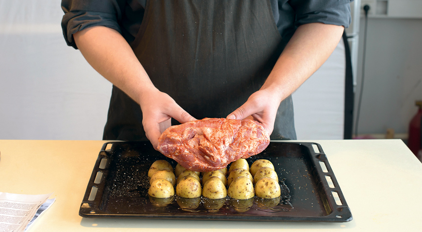 Фото приготовления рецепта: Горячая буженина из свиной шейки, шаг №3