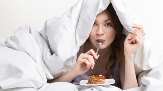 8 продуктов, которые можно есть перед сном без угрозы для фигуры