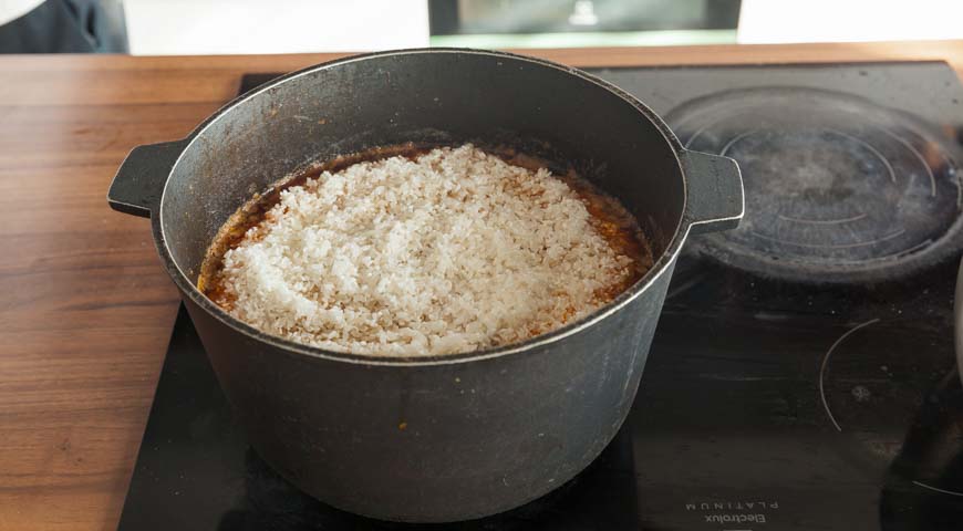 Чайханский плов, выложите рис