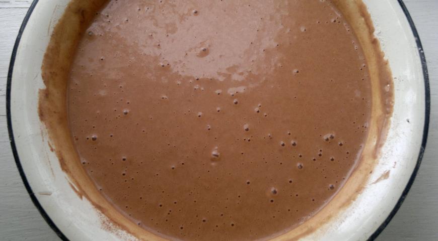 Фото приготовления рецепта: Шоколадные блинчики с шоколадным соусом, шаг №3