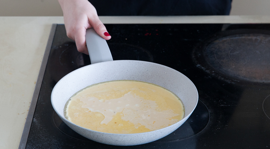Как приготовить омлет с молоком на сковороде: рецепт с пошаговым фото и секретами