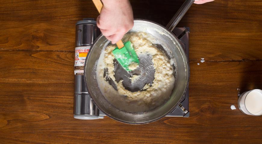 Фото приготовления рецепта: Холодный пирог с малоглазым макрурусом, шаг №3