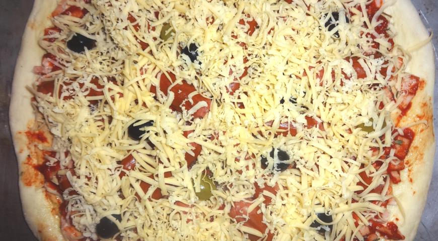 Фото приготовления рецепта: Пицца Тарантелла, шаг №12