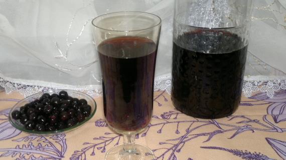 Вино из черноплодной рябины