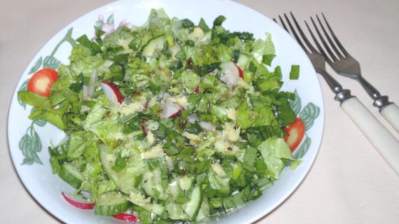 Весенний салат с имбирём