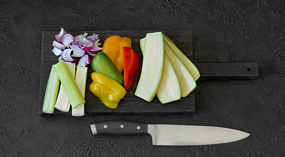Фото приготовления рецепта: Теплый салат из запеченных на гриле овощей , шаг №1