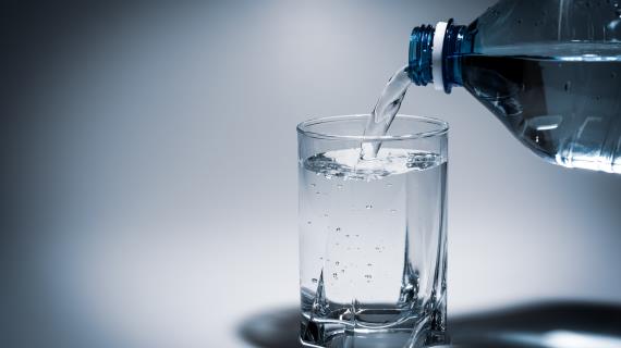 Как правильно пить воду?