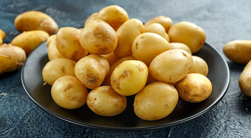 Как правильно готовить мелкую картошку