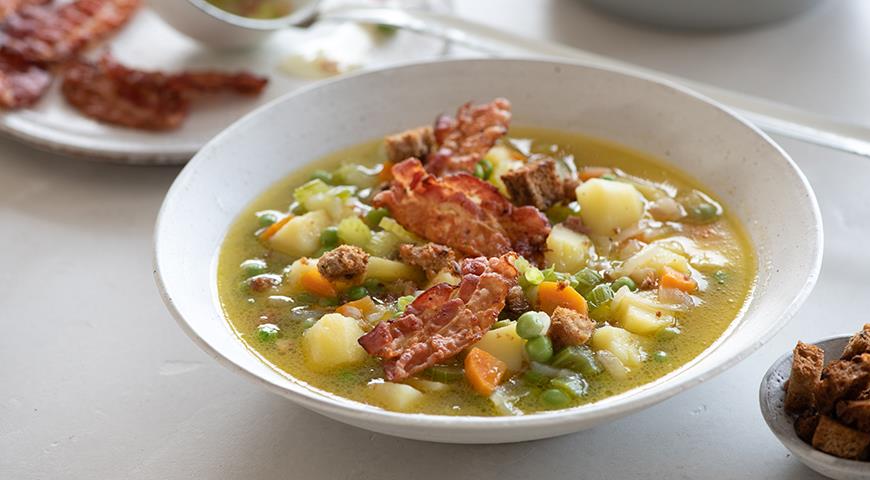 Овощной суп с беконом
