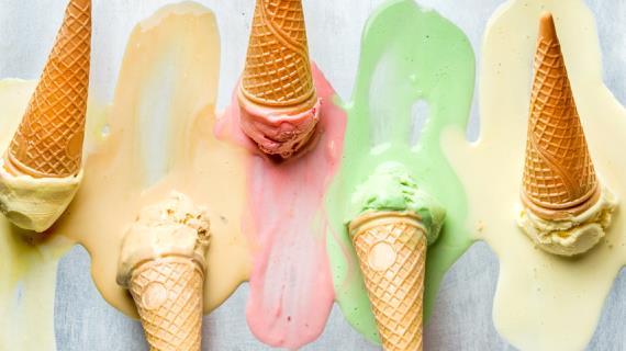 Какое мороженое вам больше по вкусу – пломбир или фруктовый лед