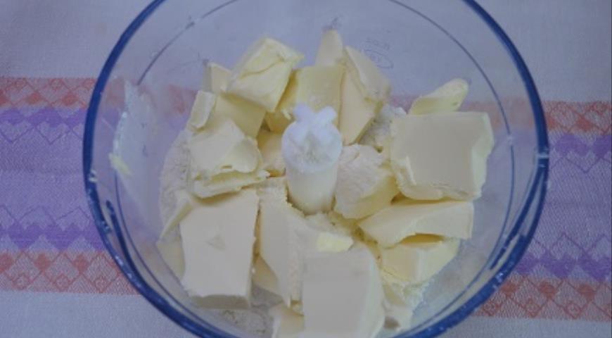 Фото приготовления рецепта: Кукурузно-лимонное печенье, шаг №2