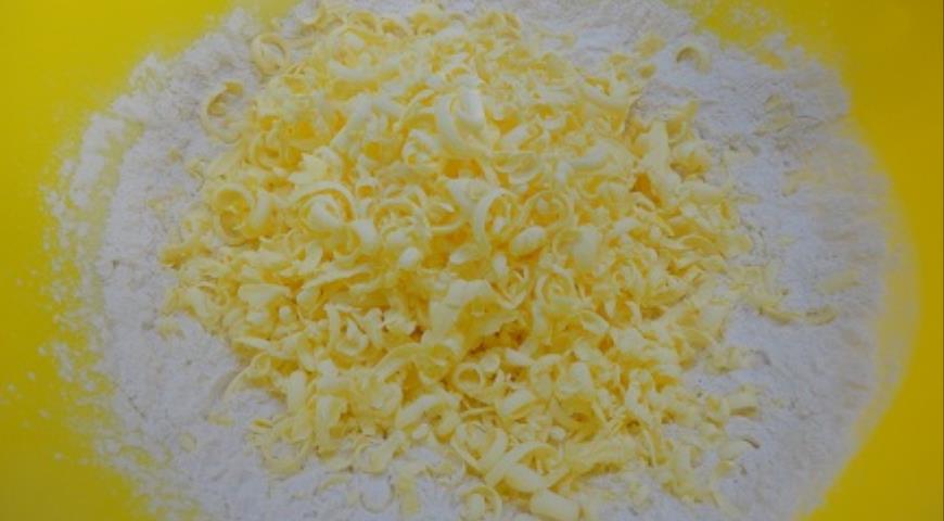 Фото приготовления рецепта: Кукурузно-лимонное печенье, шаг №1