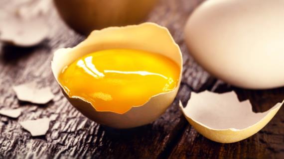 Совет из Tiktok: как быстро приготовить яйцо без сковороды и кастрюли