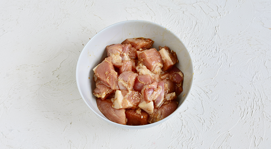 Запеченная свинина кусочками в фольге – быстро, удобно и вкусно