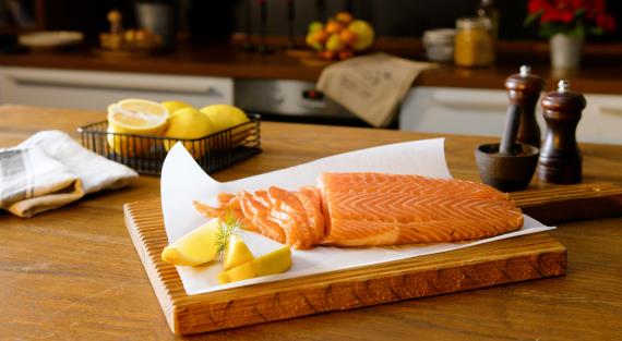 Слабосоленая красная рыба: как приготовить вкуснейшую закуску к празднику дома
