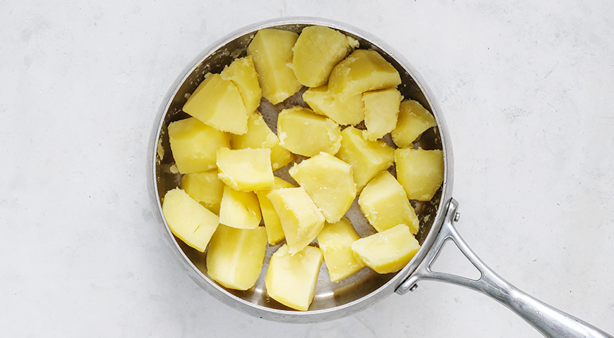 Рецепт жаренных вареников с картошкой на сковороде