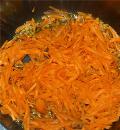 К чесноку добавить морковь